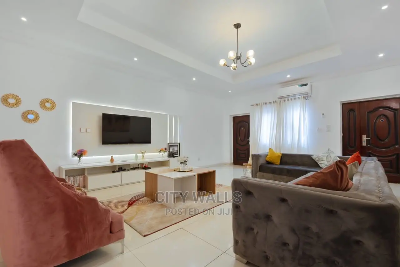 3bdrm Block of Flats in Lekki Phase 1 for rent in Lekki Phase 1