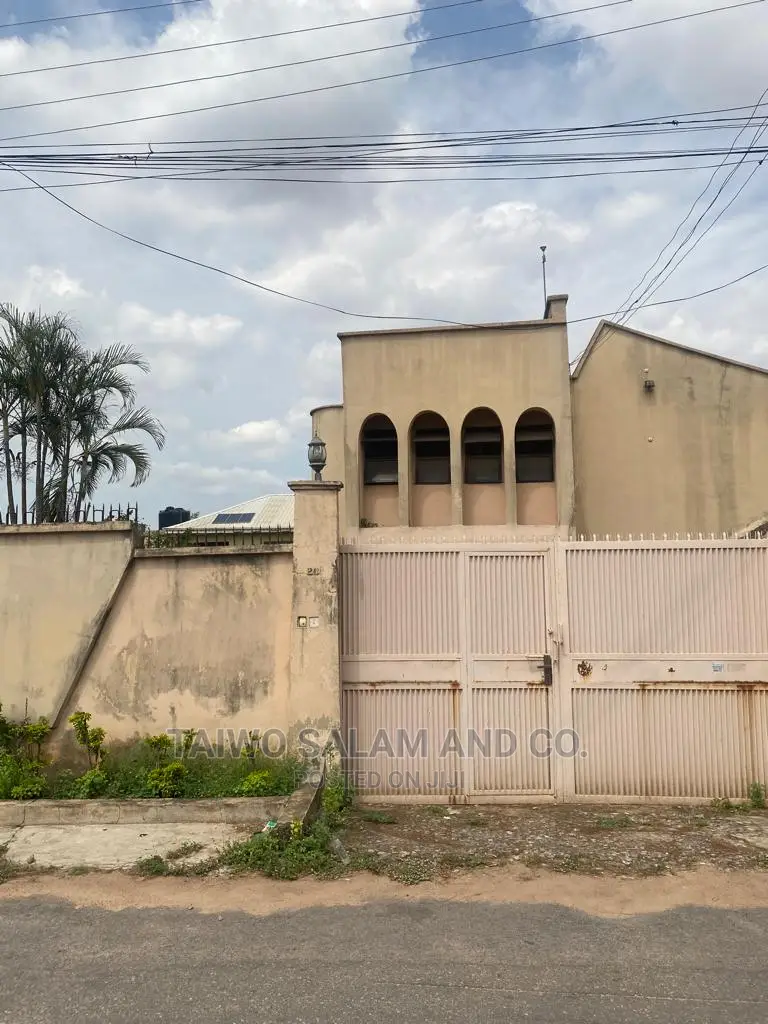 Furnished 5bdrm Duplex in Bodija for sale in Bodija