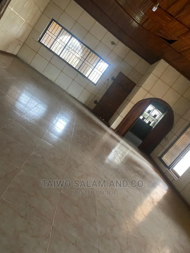 Furnished 5bdrm Duplex in Bodija for sale in Bodija