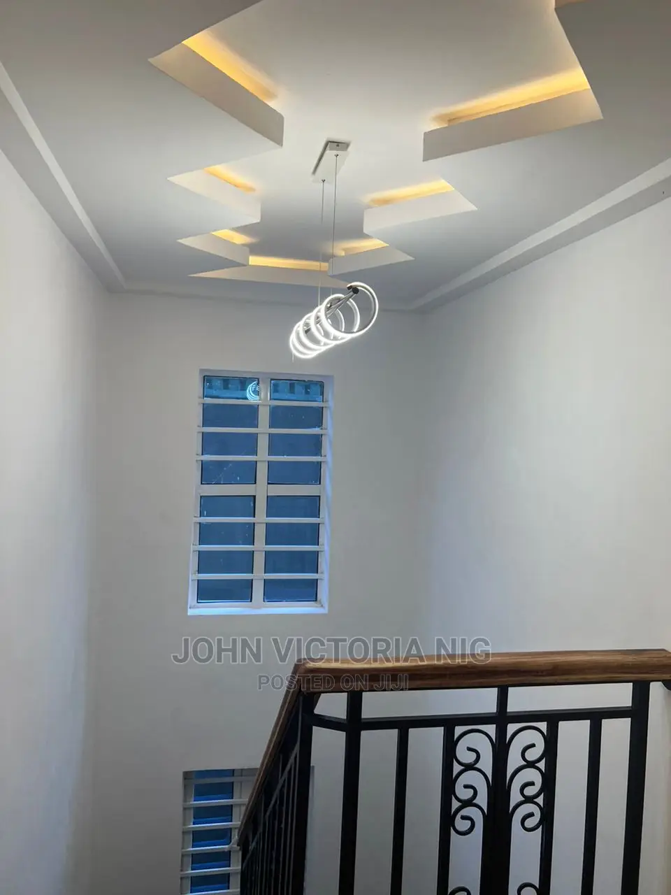 5bdrm Duplex in Ilasan, Ikate for sale in Ikate