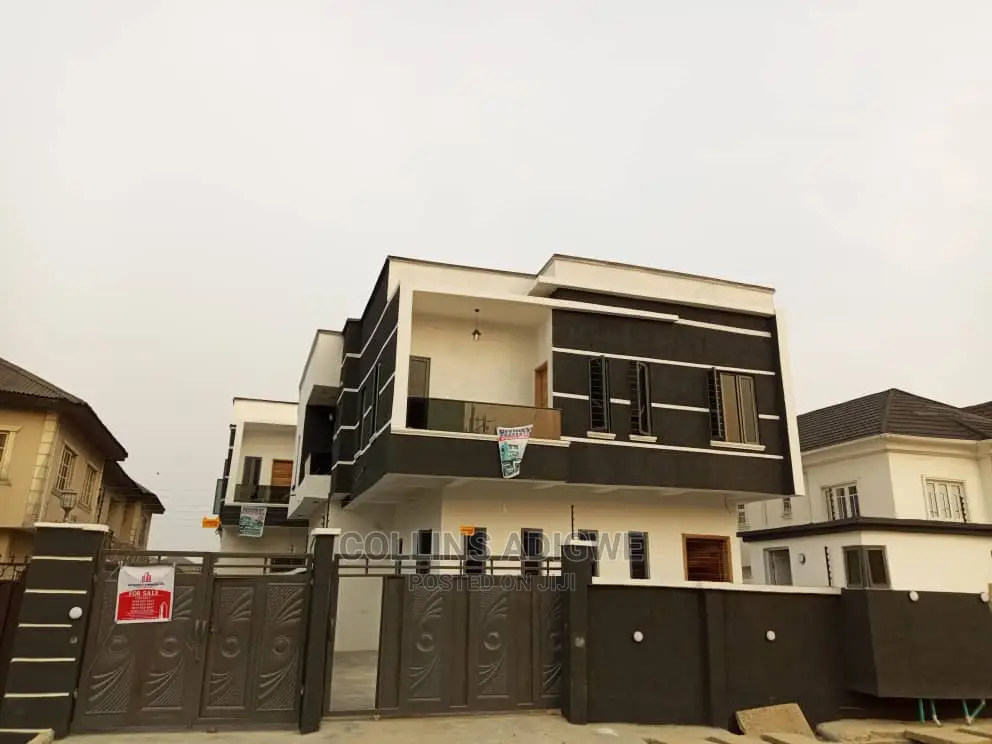 4bdrm Duplex in Ajen Estate, Olokonla for sale in Olokonla
