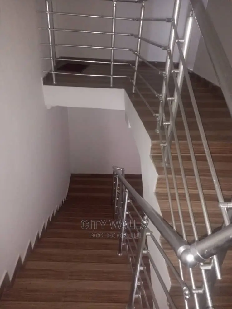 2bdrm Block of Flats in Lekki for rent in Lekki