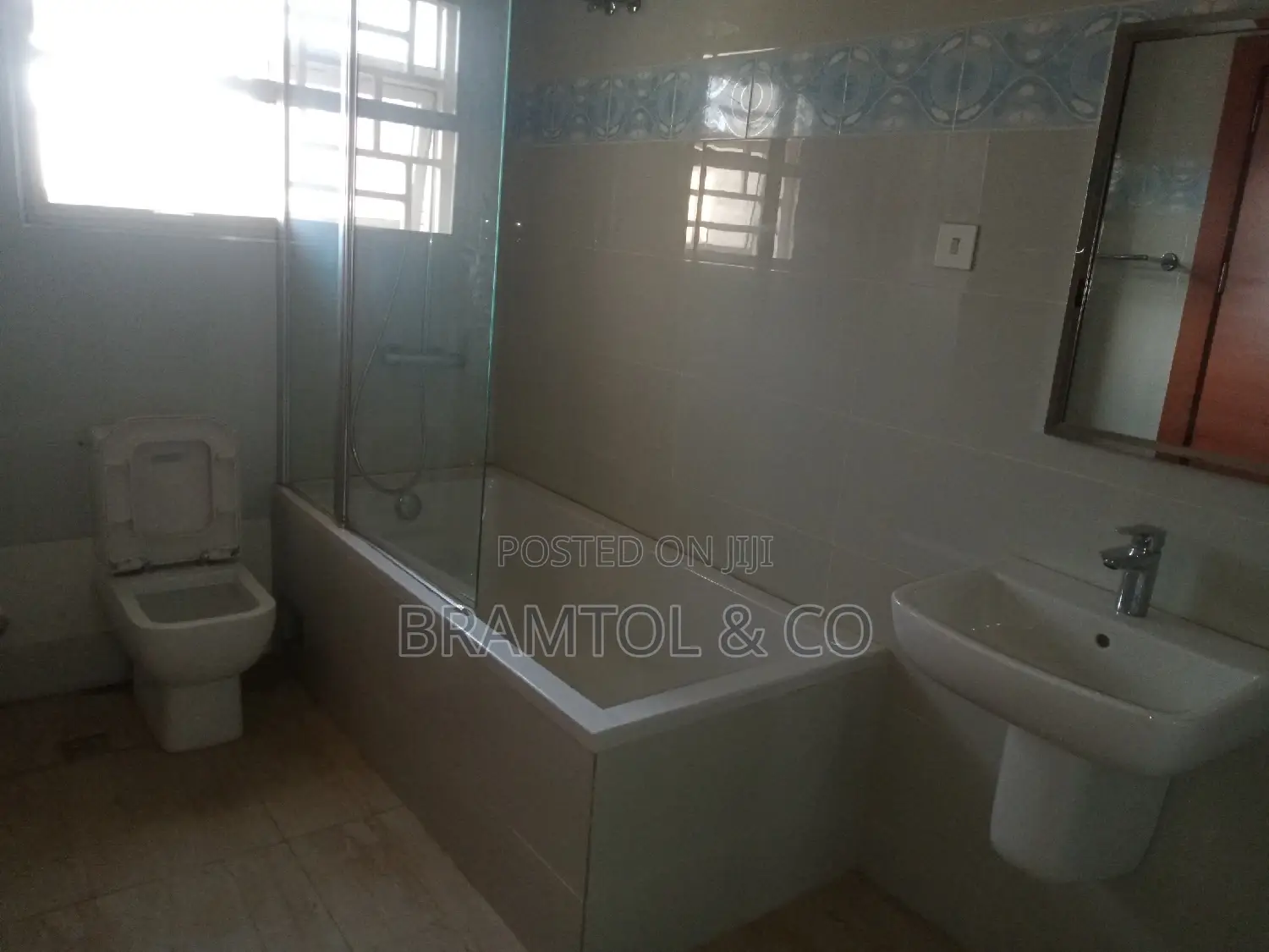 4bdrm Townhouse / Terrace in Guzape District for rent in Guzape District