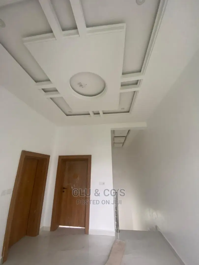 Furnished 4bdrm Duplex in Guzape for sale in Guzape District