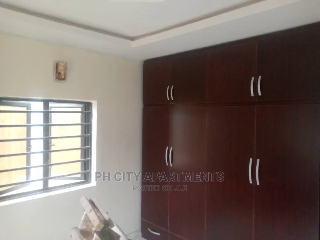 2bdrm Block of Flats in Paradise Estate, Rumuigbo for rent in Rumuigbo