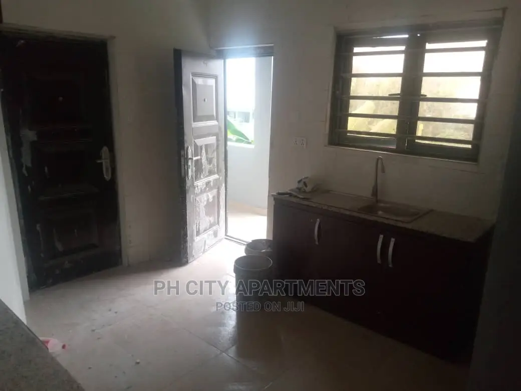2bdrm Block of Flats in Paradise Estate, Rumuigbo for rent in Rumuigbo