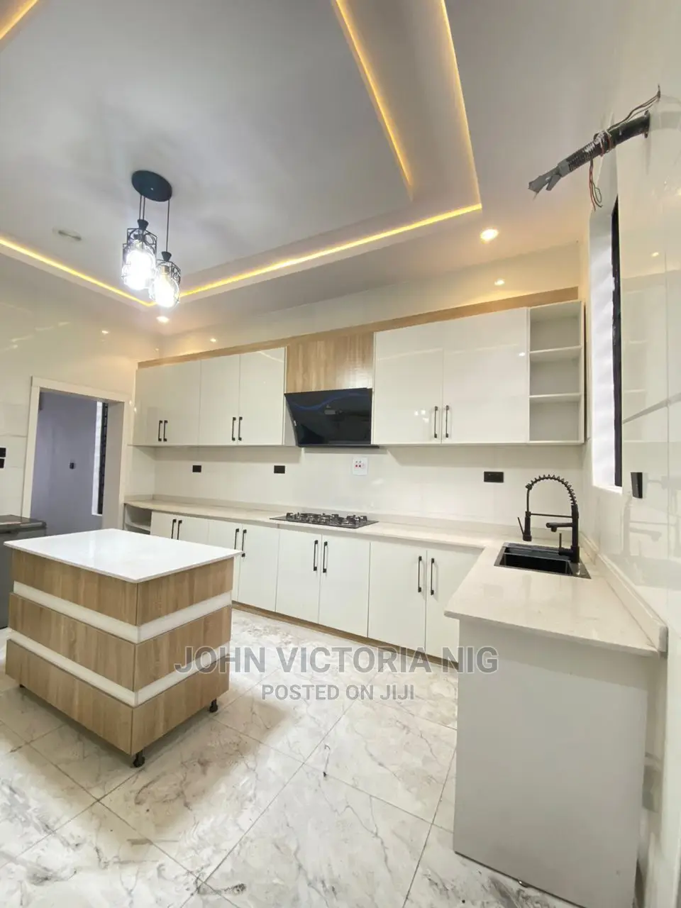 5bdrm Duplex in Ajah Lekki for sale in Lekki
