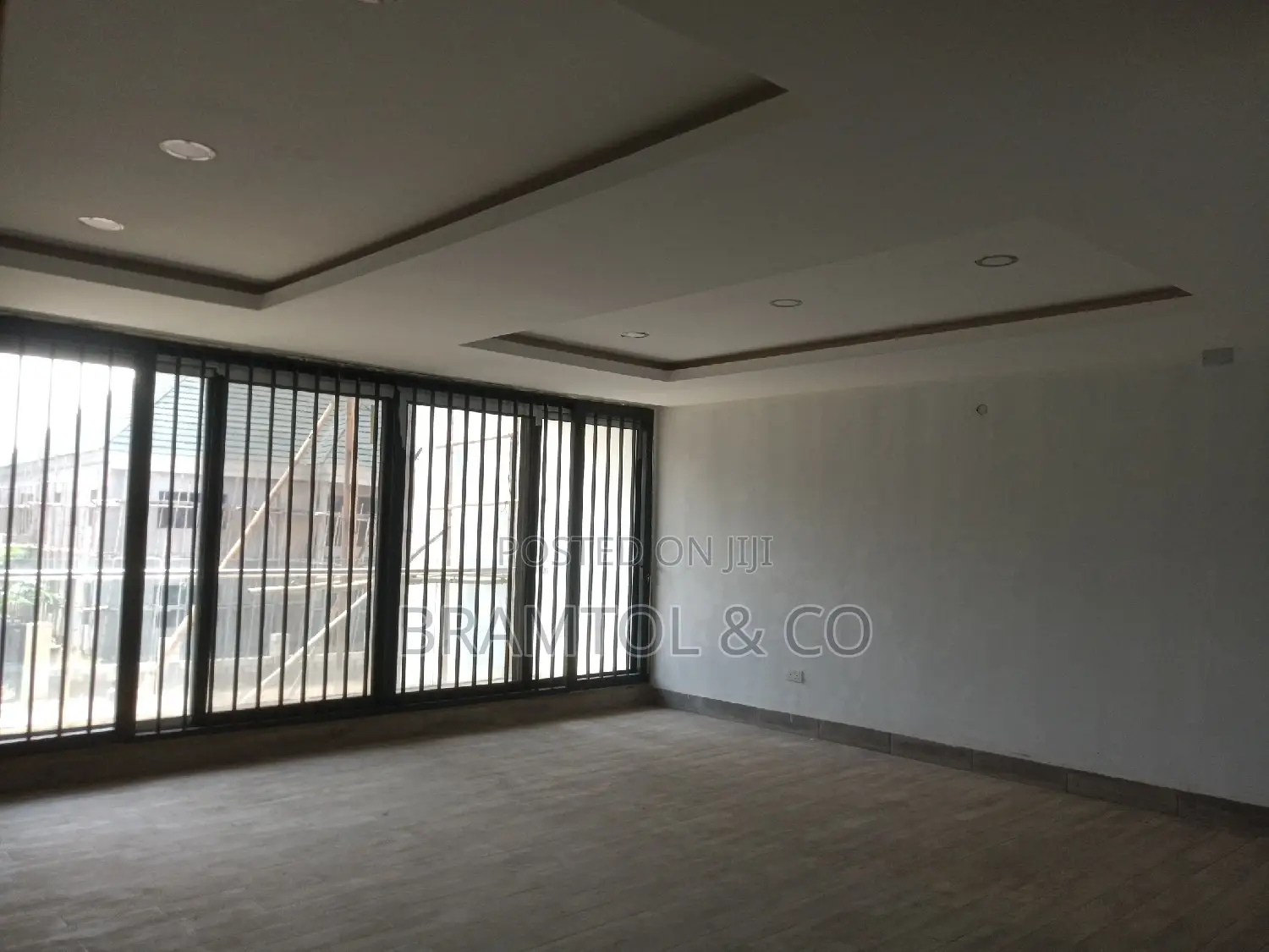 4bdrm Townhouse / Terrace in With Bq, Jahi for rent in Jahi