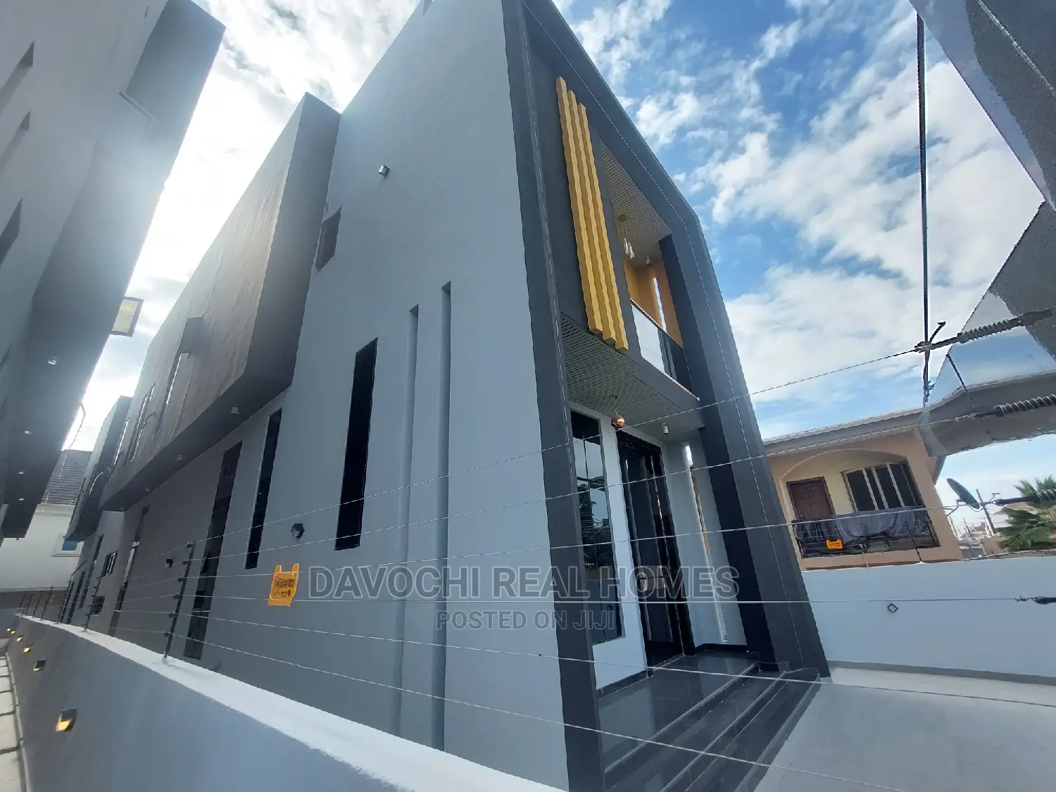 5bdrm Duplex in Osapa London, Jakande for sale in Jakande