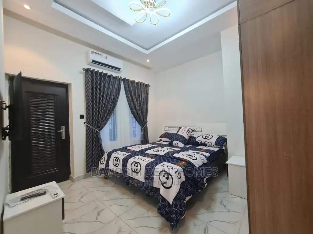 Furnished 1bdrm Apartment in Ologolo Estate, Lekki for sale in Lekki