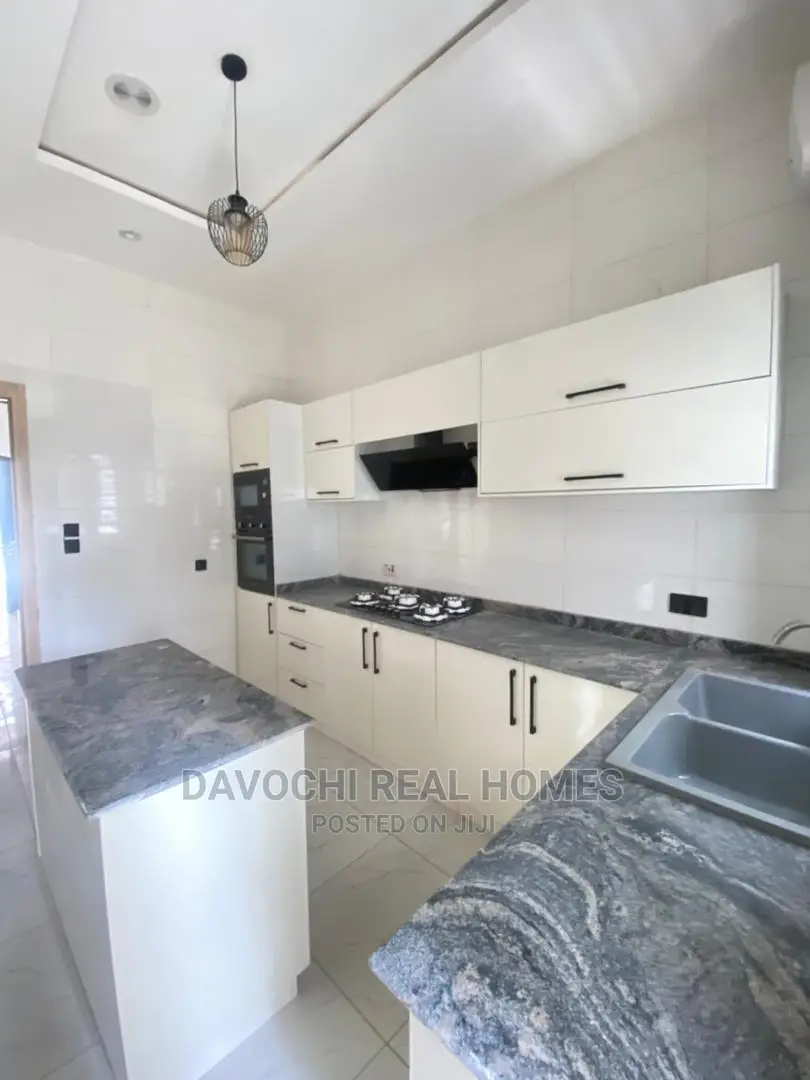 4bdrm Duplex in Chevron Second Toll, Lekki for sale in Lekki