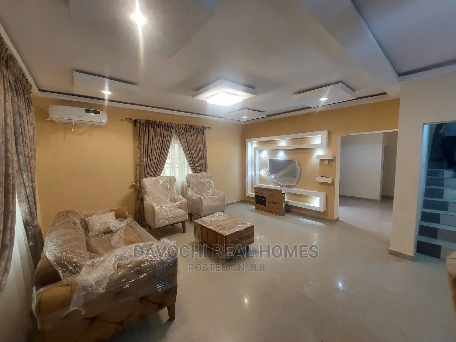 Newly Refurbished 3bedrooms Fully Furnished Terrace Duplex in Lekki