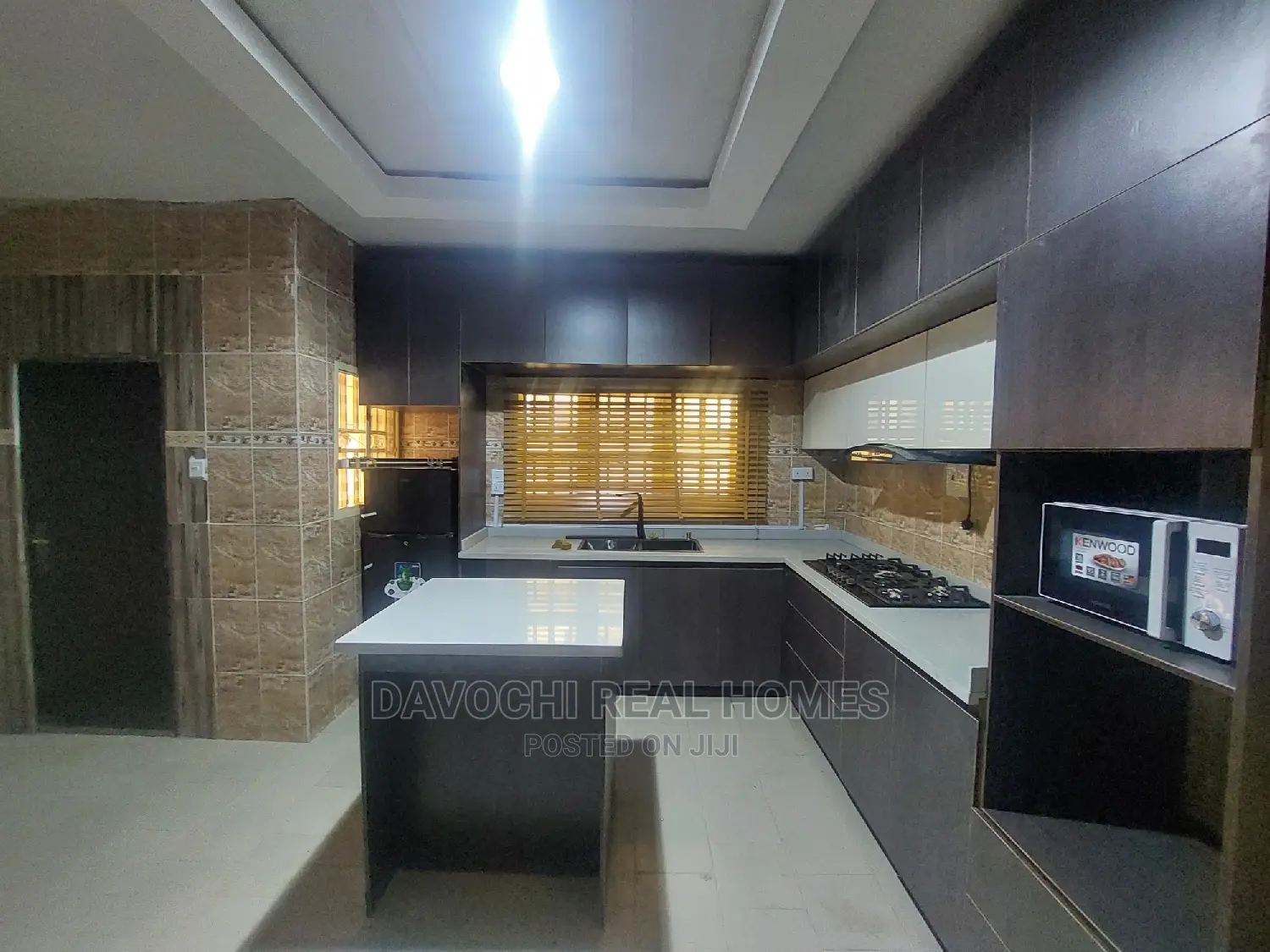 Newly Refurbished 3bedrooms Fully Furnished Terrace Duplex in Lekki