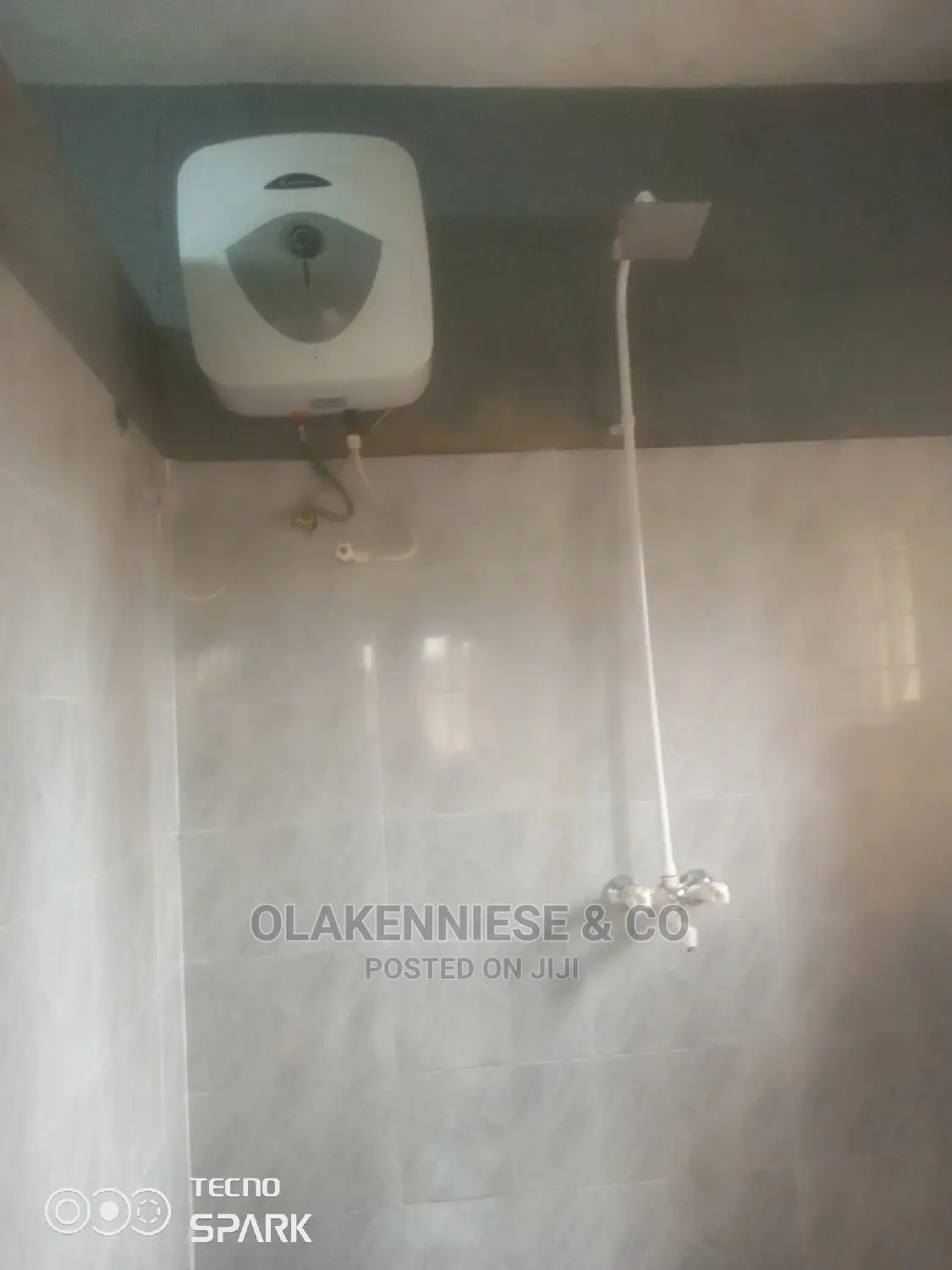 3bdrm Block of Flats in Adelabu for rent in Adelabu