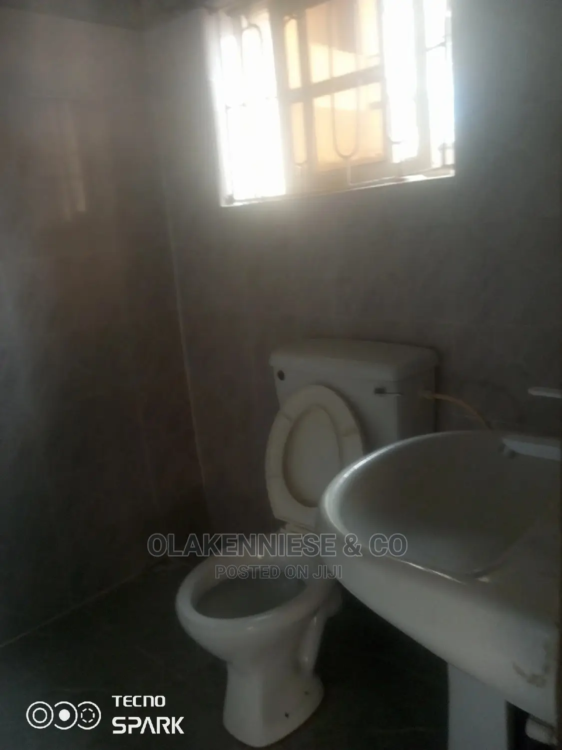 3bdrm Block of Flats in Adelabu for rent in Adelabu