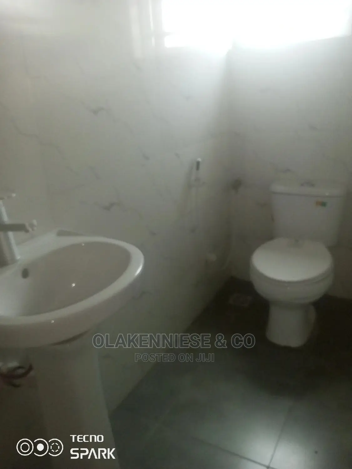3bdrm Block of Flats in Ogunlana Drive for rent in Ogunlana
