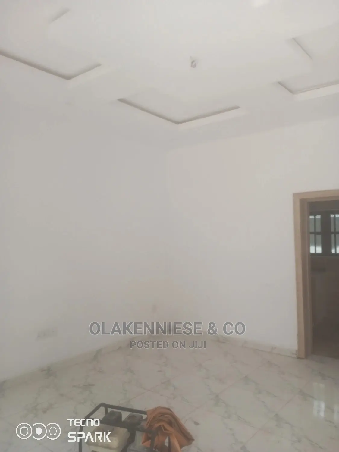 3bdrm Block of Flats in Ogunlana Drive for rent in Ogunlana