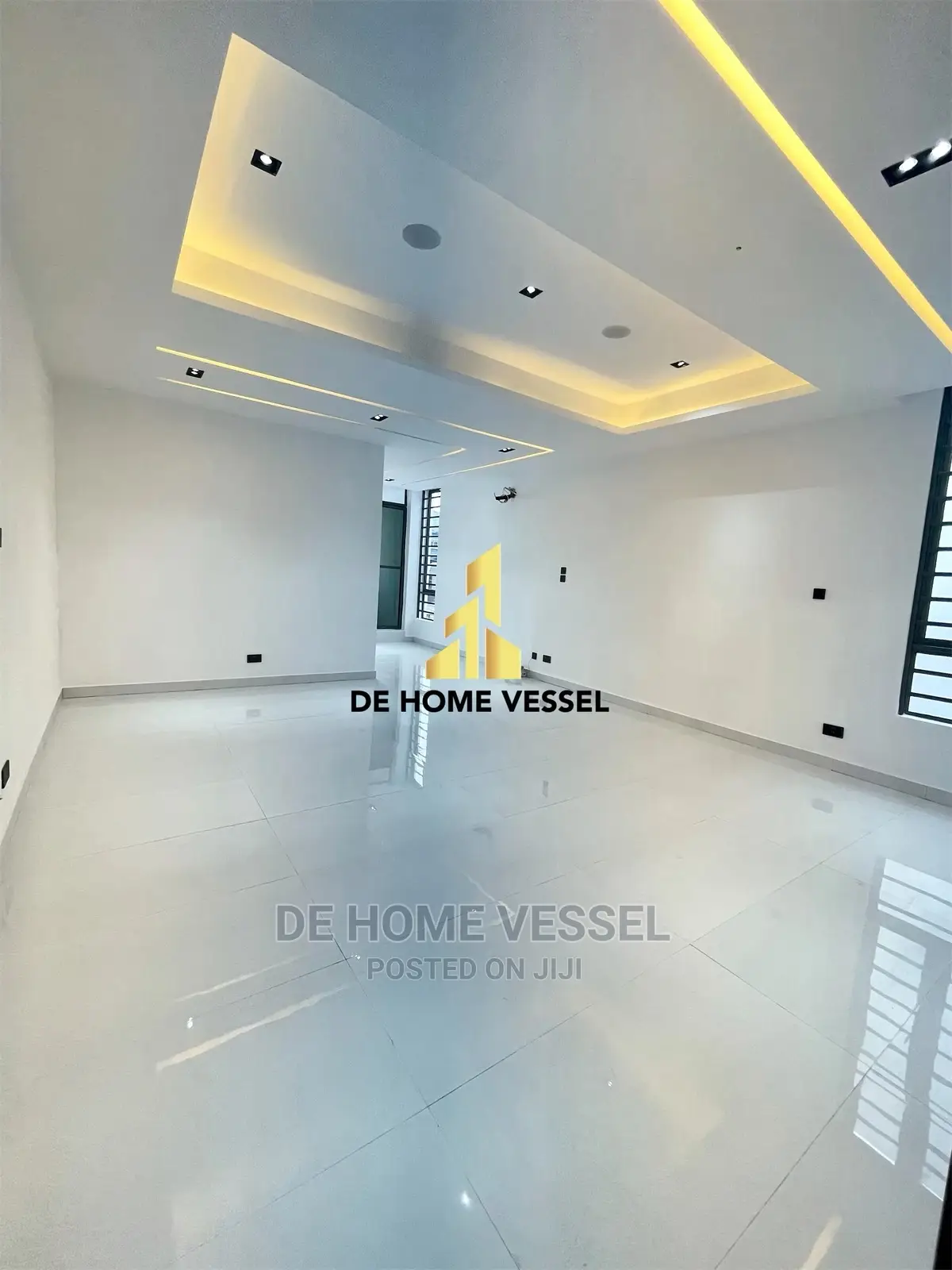 5bdrm Duplex in Osapa london for sale in Osapa london