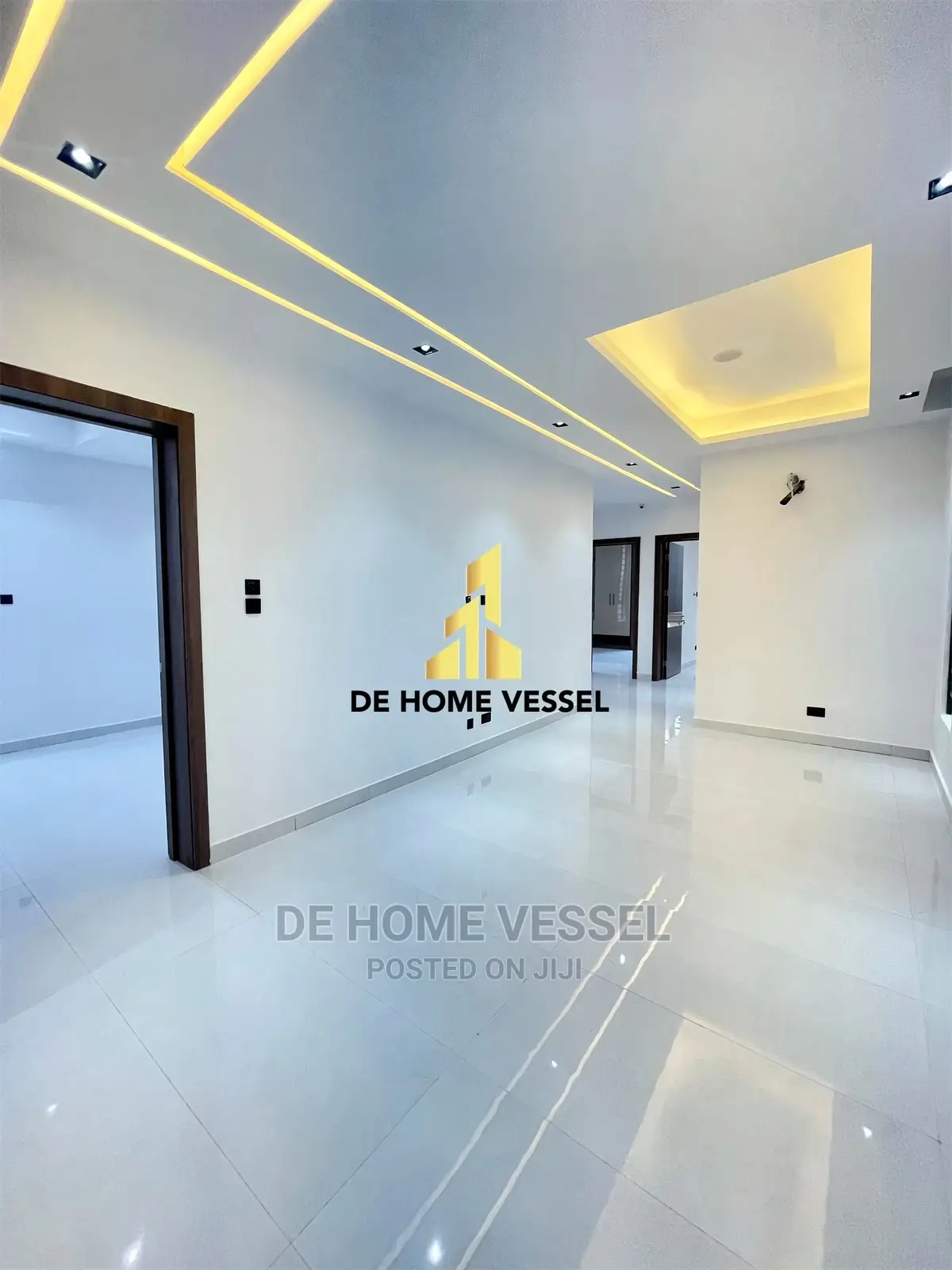 5bdrm Duplex in Osapa london for sale in Osapa london