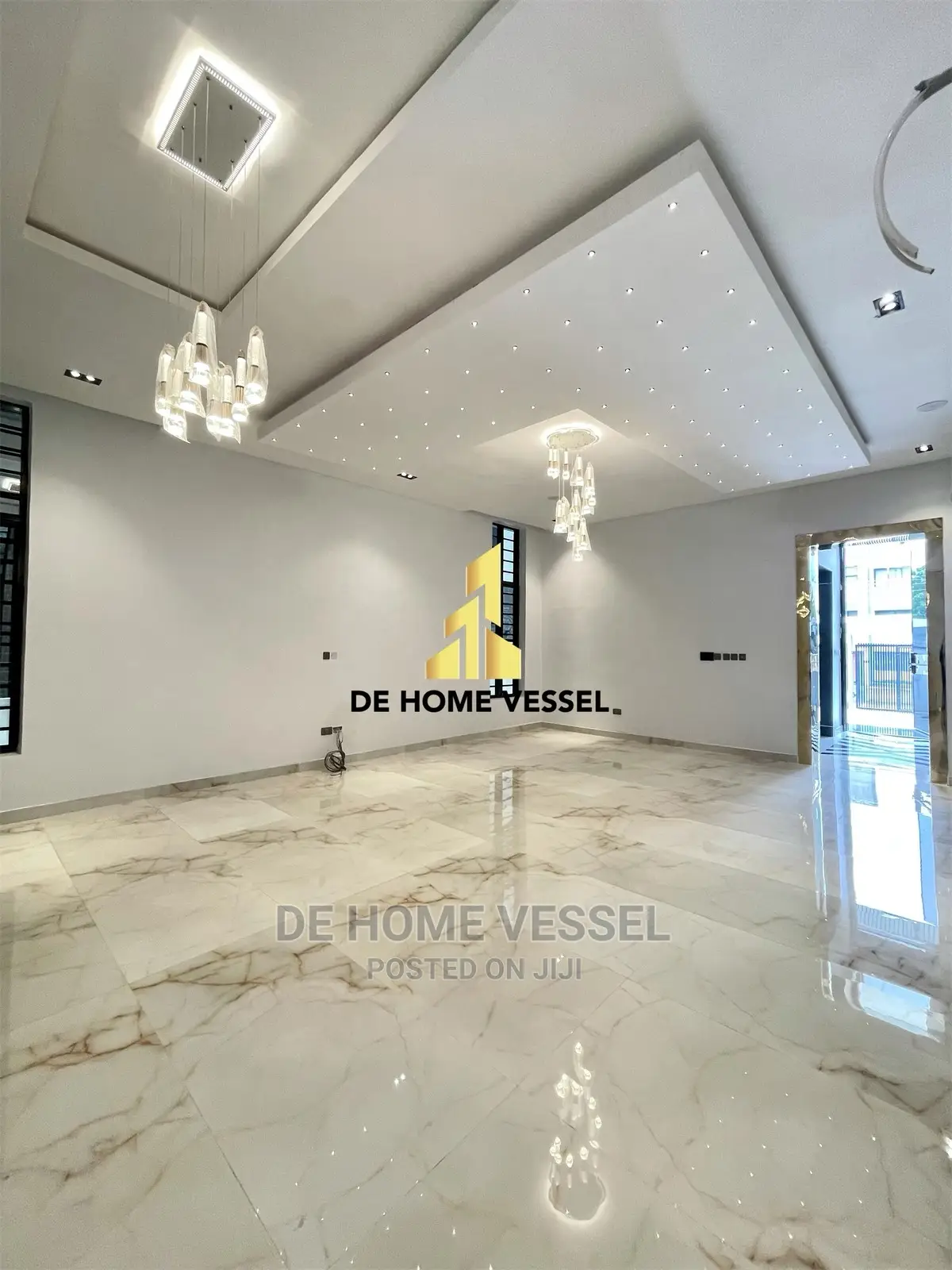 5bdrm Duplex in Osapa london for sale in Osapa london