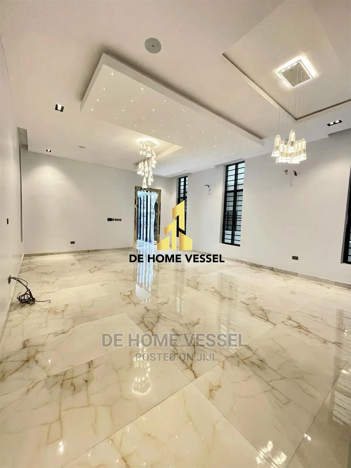 5bdrm Duplex in Osapa london for sale in Osapa london