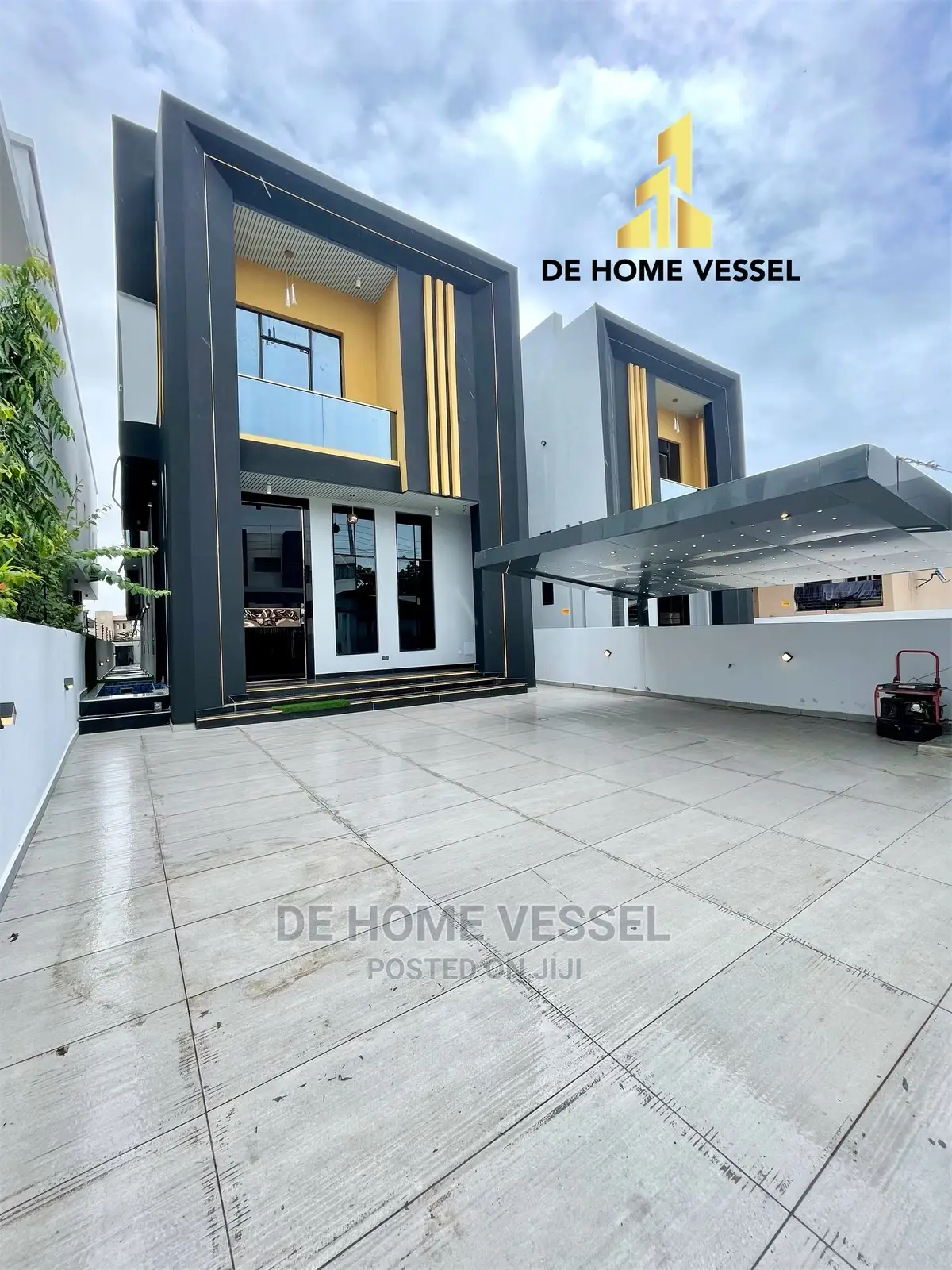 5bdrm Duplex in Osapa london for sale in Osapa london