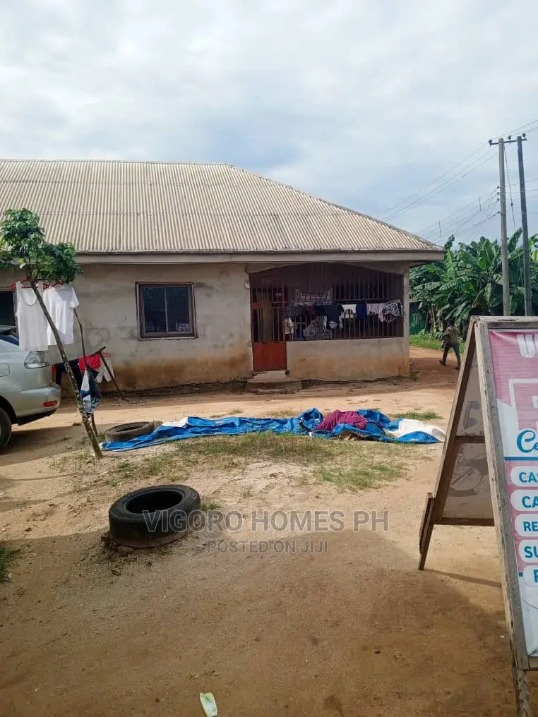 2bdrm Block of Flats in Port-Harcourt for sale in Port-Harcourt