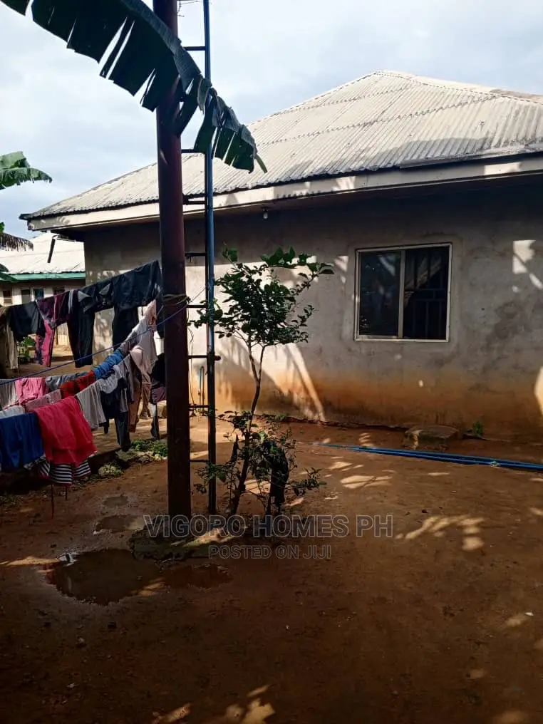 2bdrm Block of Flats in Port-Harcourt for sale in Port-Harcourt