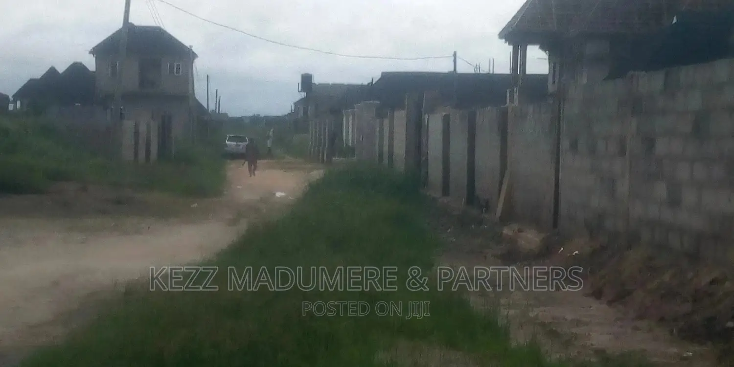 Land ( Buy Build at Sars Rd in Port-Harcourt