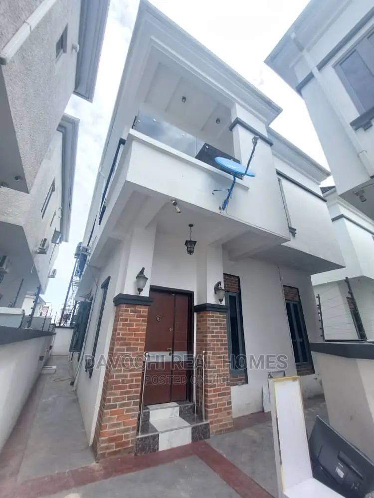4bdrm Duplex in Chevron Drive, Lekki for rent in Lekki