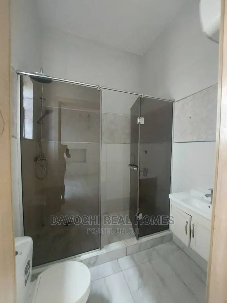 4bdrm Duplex in Chevron Drive, Lekki for rent in Lekki