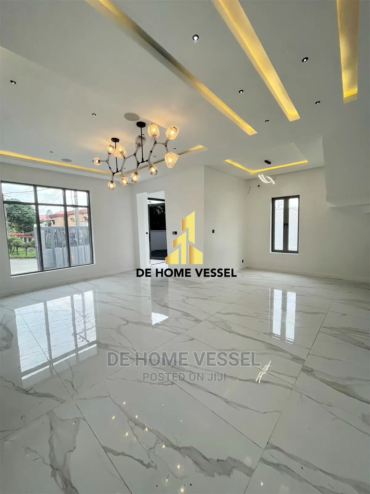 4bdrm Duplex in Lekki Phase 1 for sale in Lekki Phase 1