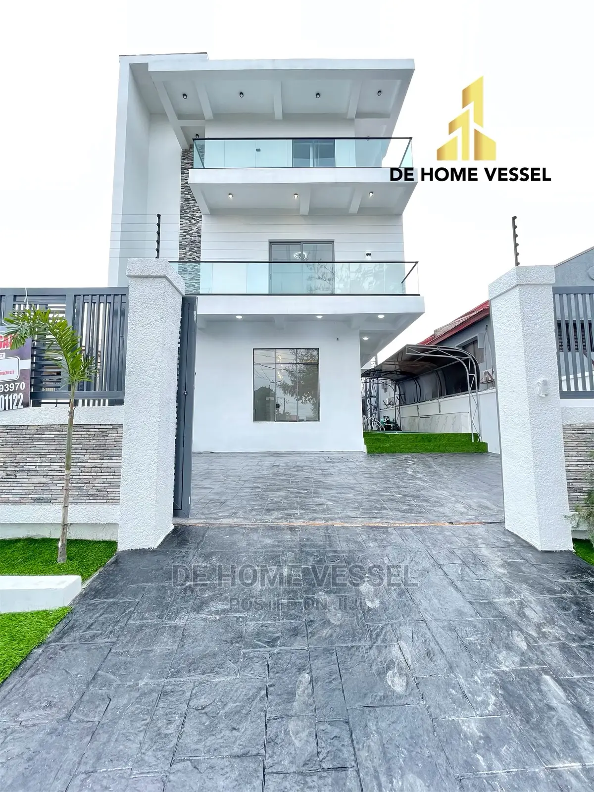 4bdrm Duplex in Lekki Phase 1 for sale in Lekki Phase 1