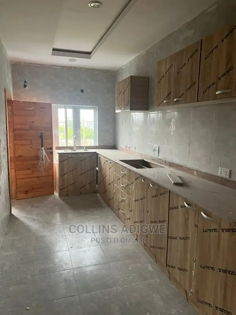 1bdrm Apartment in Lekki Scheme 2 for sale in Abraham Adesanya Estate