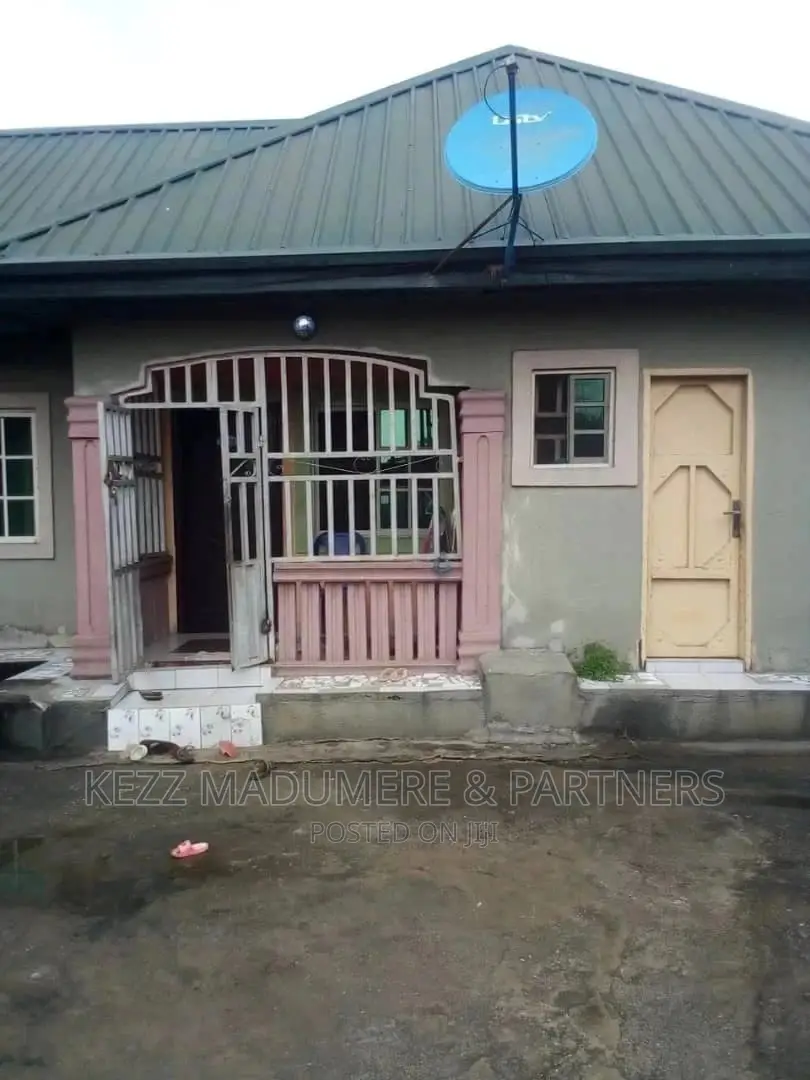 5bdrm Bungalow in Sars Road, Port-Harcourt for rent in Port-Harcourt