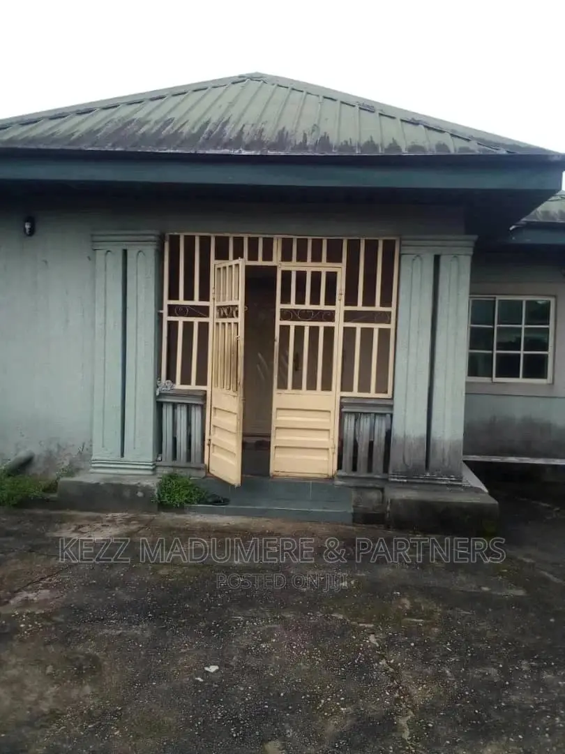 5bdrm Bungalow in Sars Road, Port-Harcourt for rent in Port-Harcourt