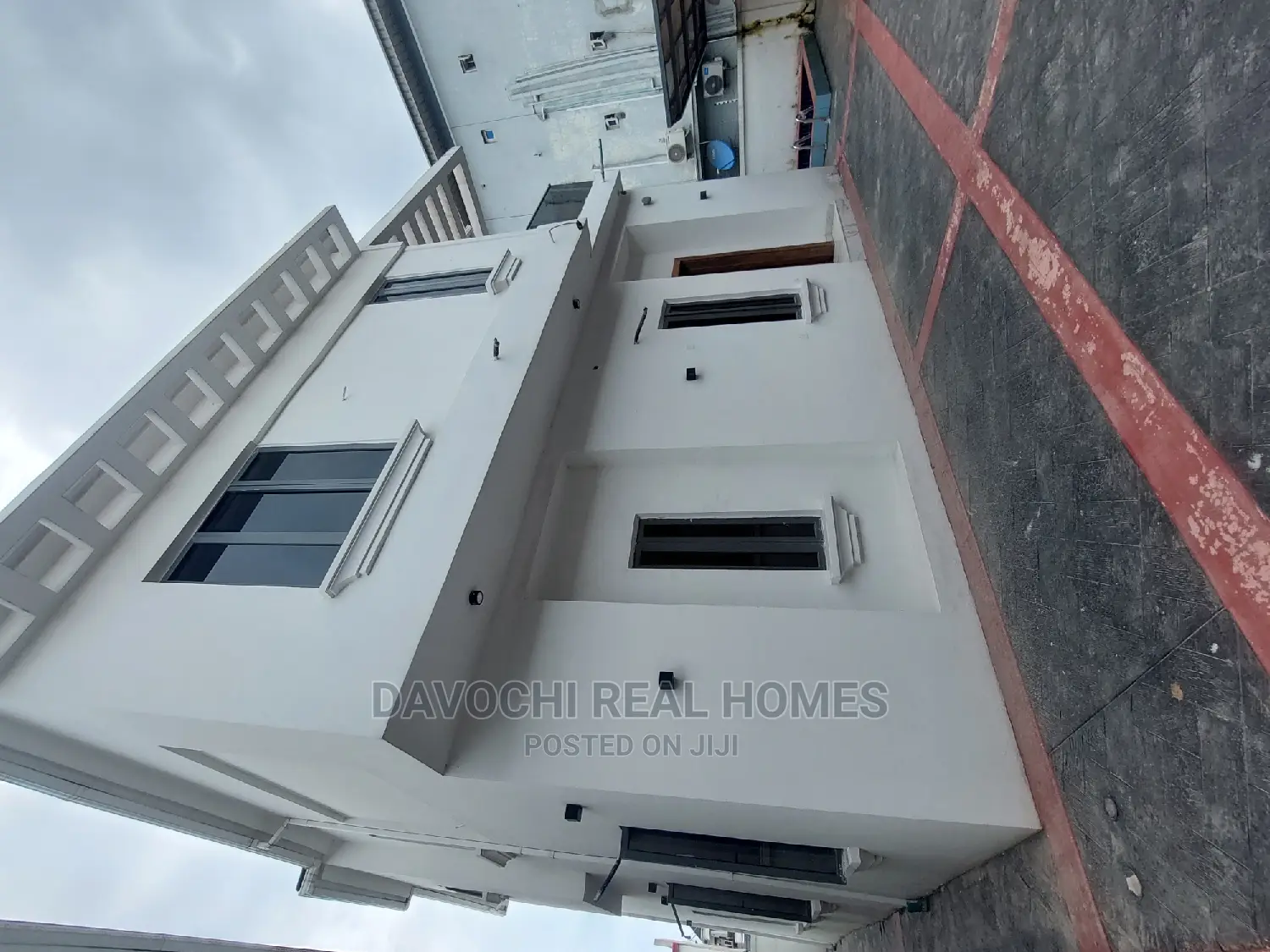 5bdrm Duplex in Chevron Second Toll, Lekki for rent in Lekki