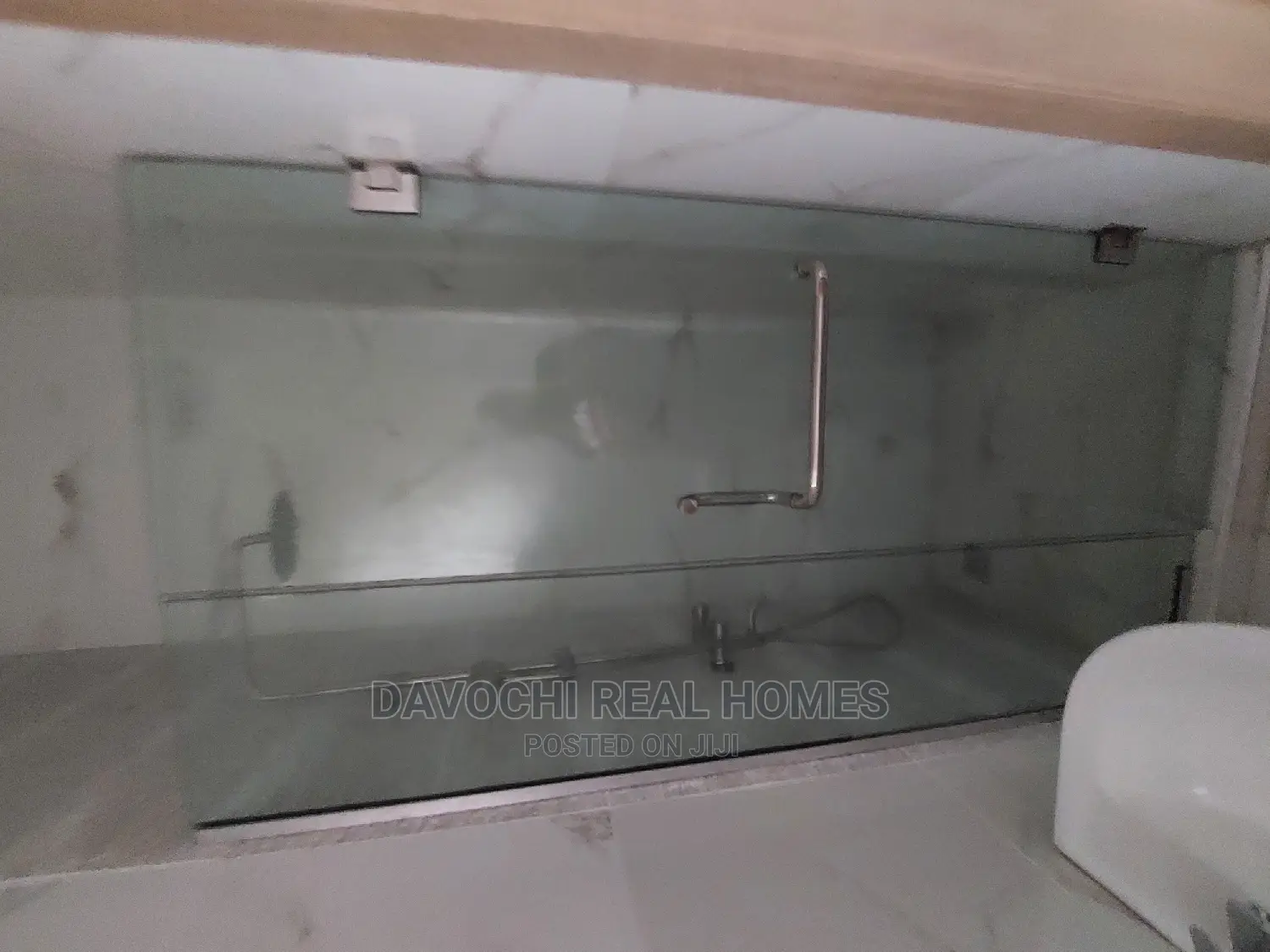 5bdrm Duplex in Chevron Second Toll, Lekki for rent in Lekki