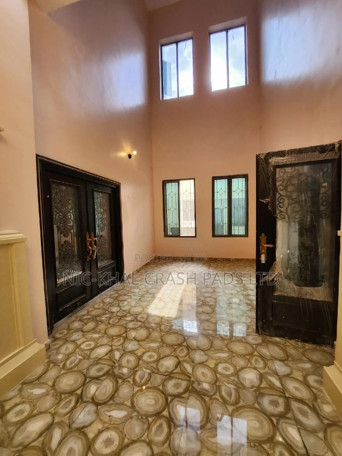 9bdrm Duplex in Asokoro for sale in Asokoro