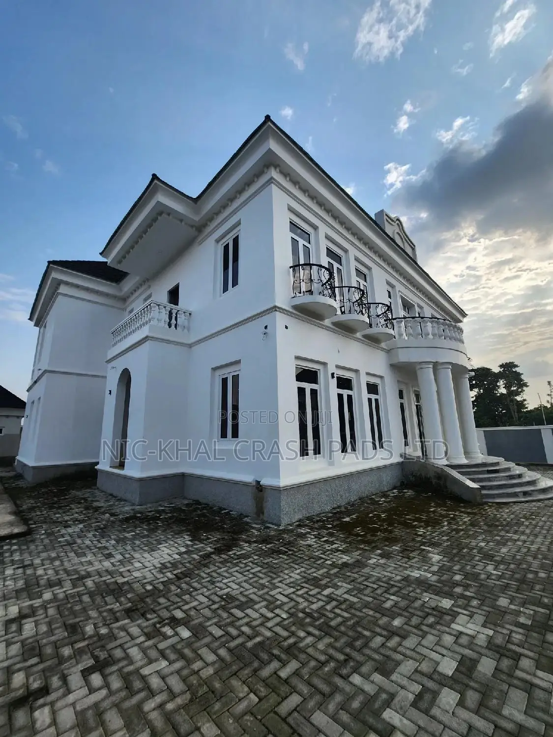 6bdrm Duplex in Guzape for sale in Guzape District