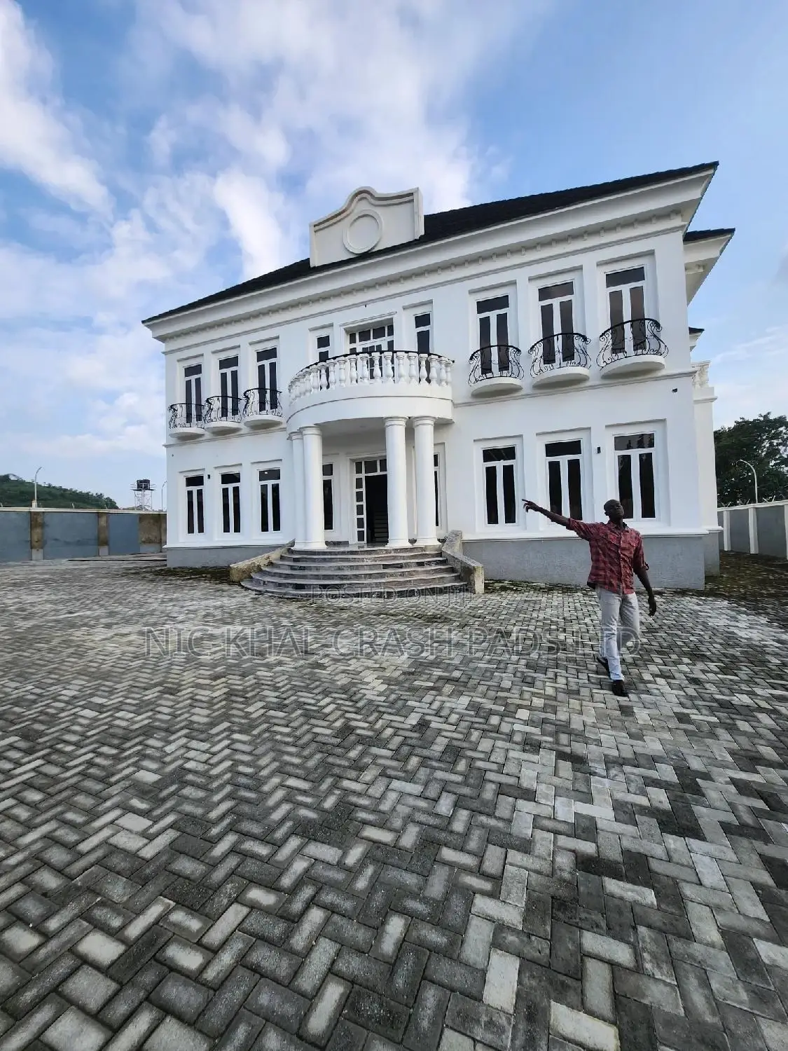 6bdrm Duplex in Guzape for sale in Guzape District