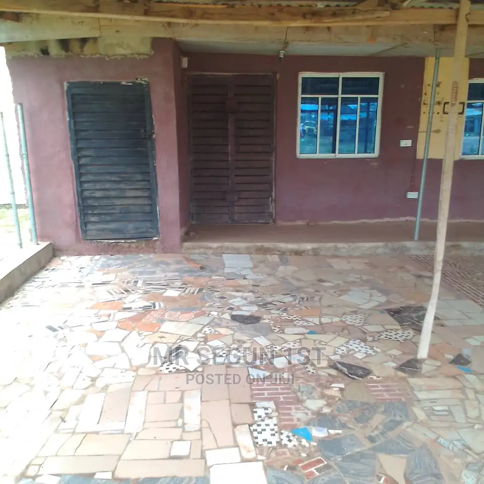 Shops to Let in Ibadan