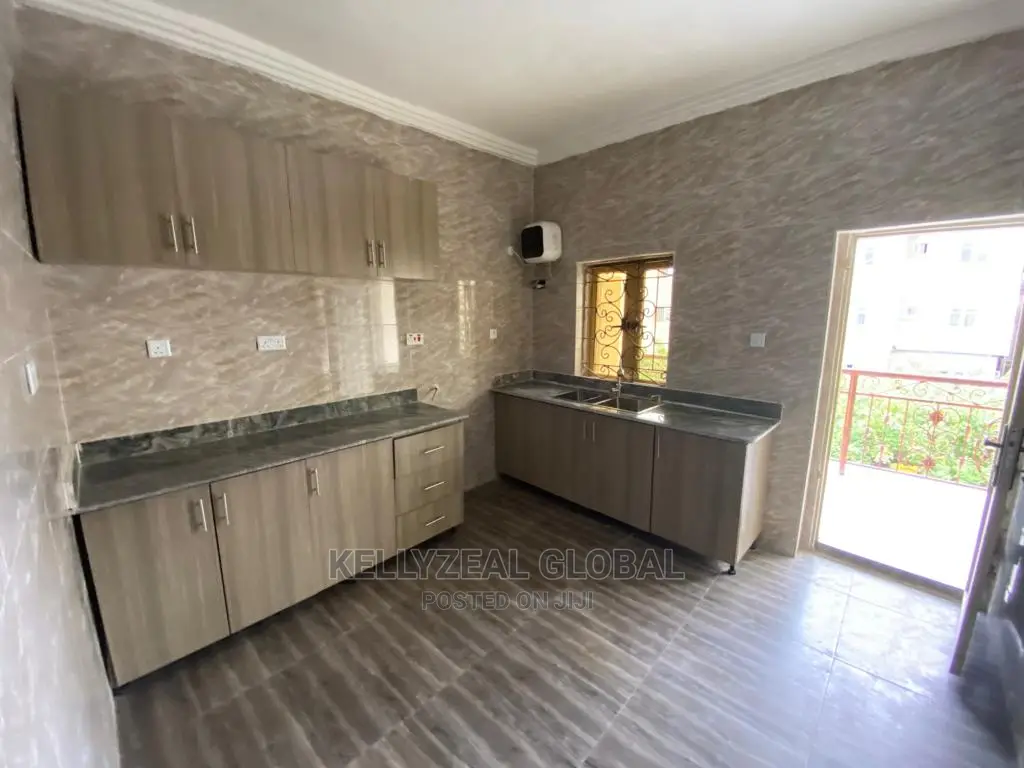 2bdrm Apartment in Gloryland Estate, Ago Palace for rent in Ago Palace