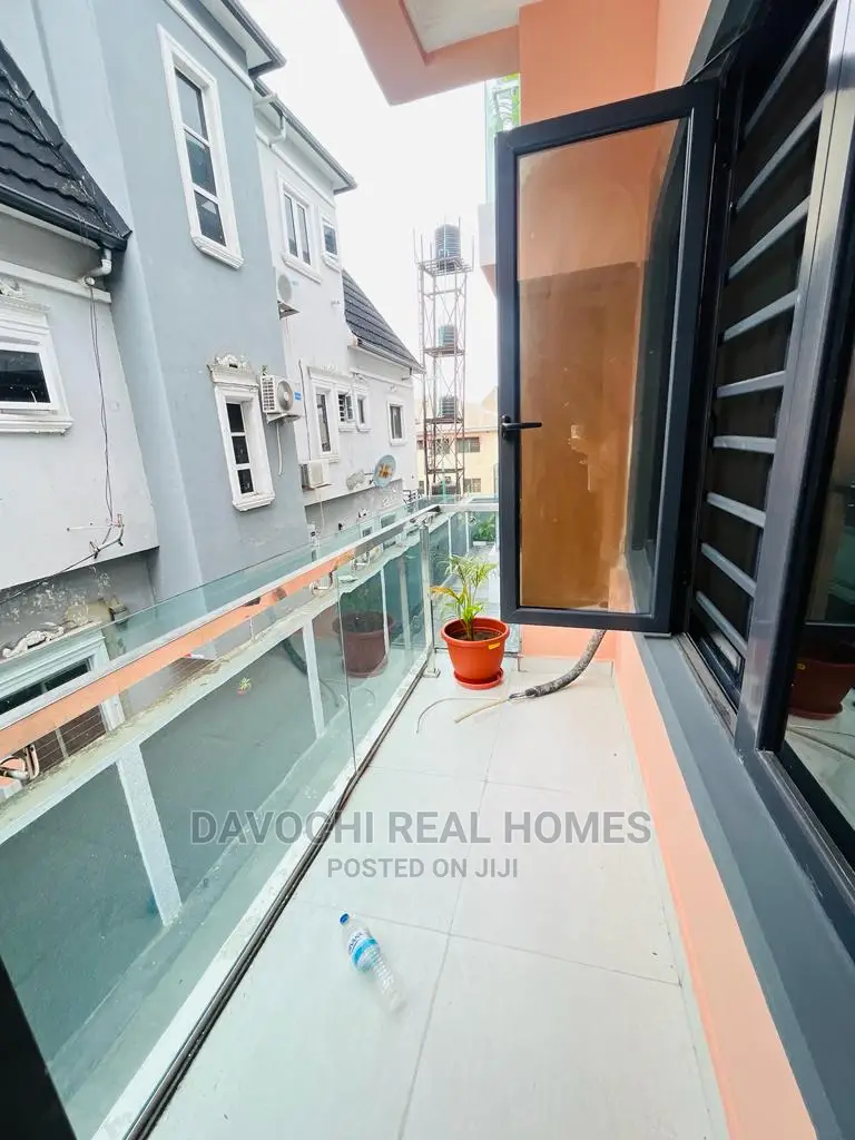 4bdrm Duplex in Ologolo Estate, Lekki for rent in Lekki
