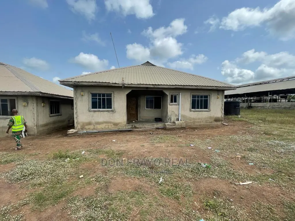 35 Acres Poultry Farm for Sale Near Funnab SCH Abeokuta Ogun in Ogun State