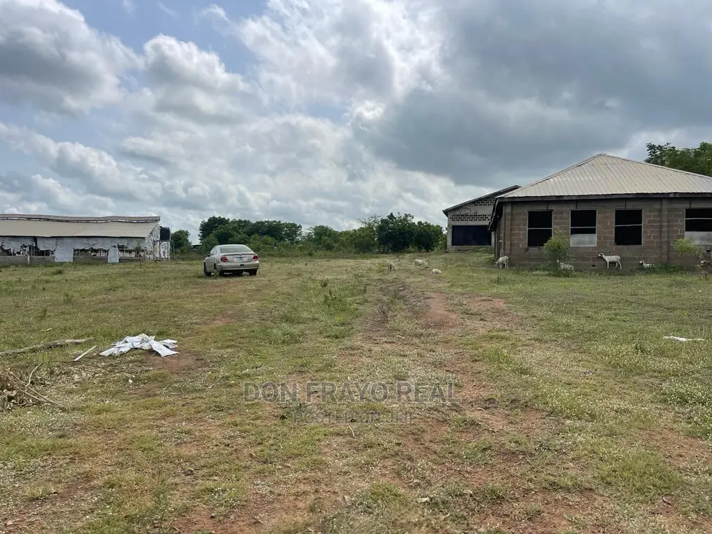 35 Acres Poultry Farm for Sale Near Funnab SCH Abeokuta Ogun in Ogun State