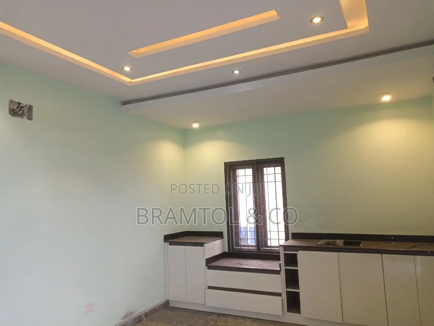 4bdrm Duplex in Idu Industrial for rent in Idu Industrial