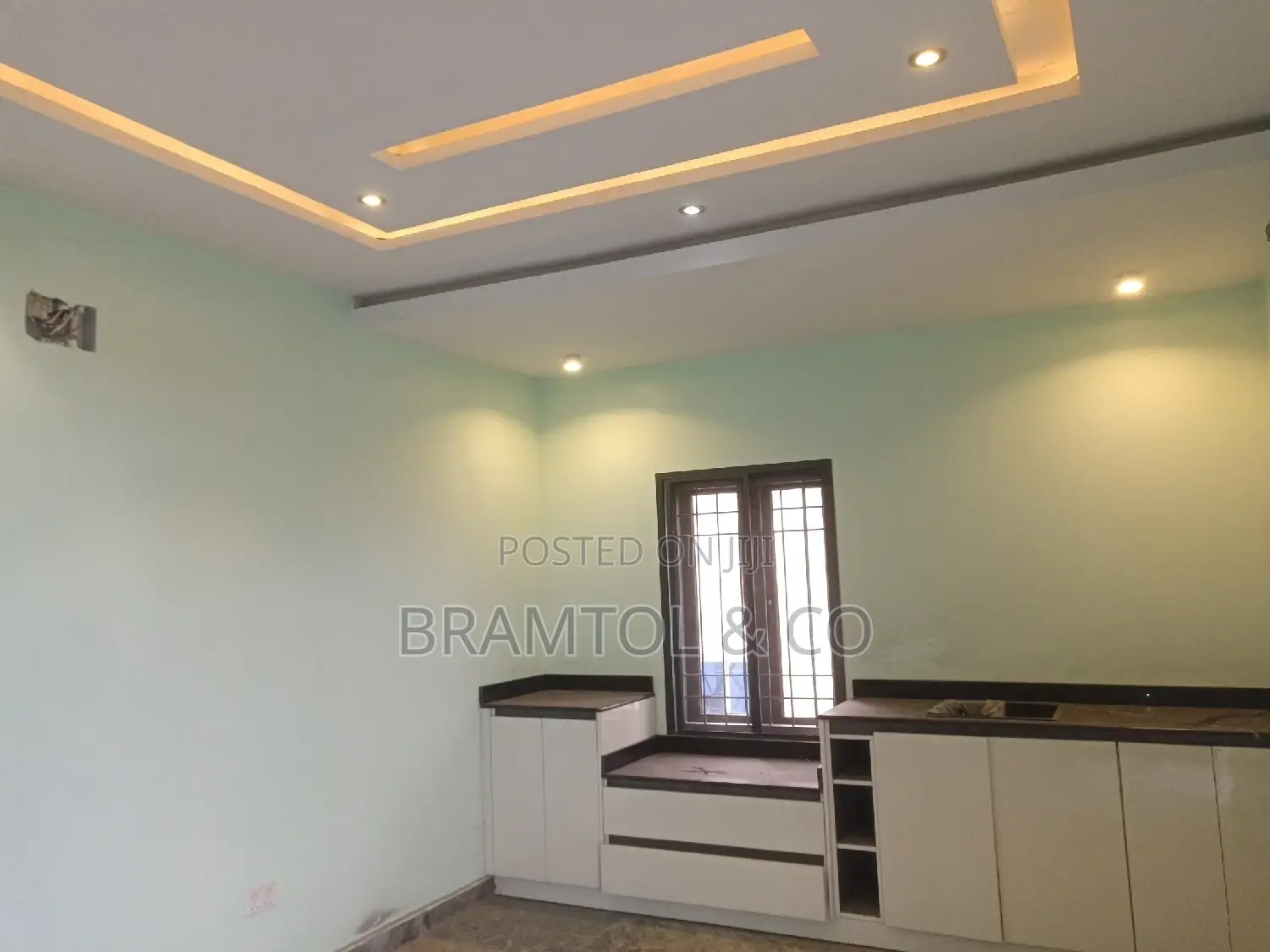 4bdrm Duplex in Idu Industrial for rent in Idu Industrial