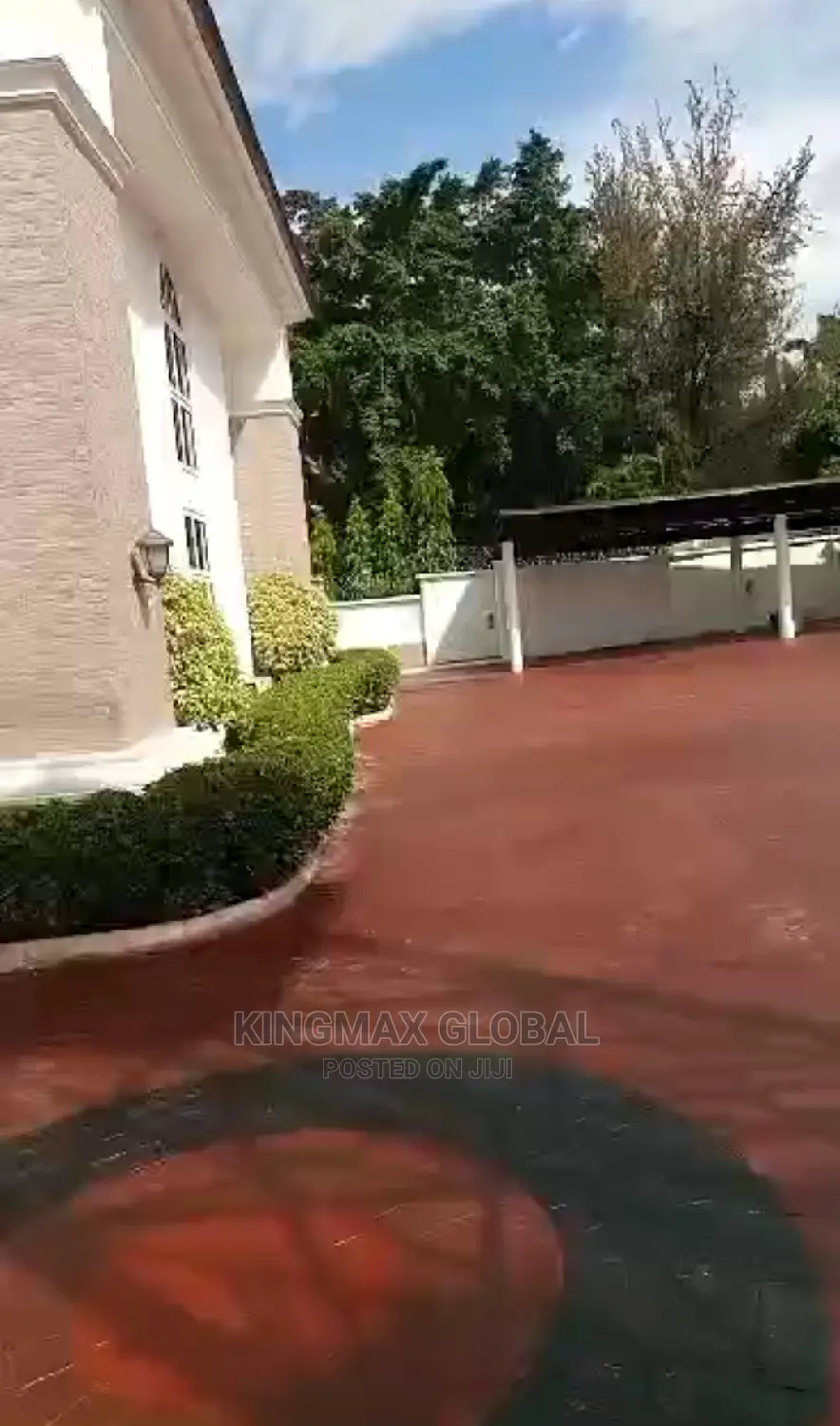 8bdrm Mansion in Asokoro for sale in Asokoro