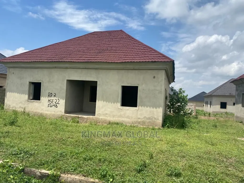 3bdrm Bungalow in Lugbe District for sale in Lugbe District